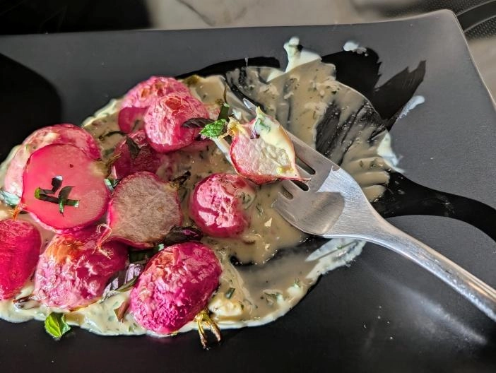 Baked radishes with tahini sauce