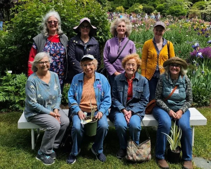 Schreiner's iris display garden field trip atendees